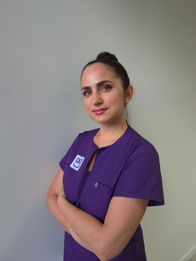 Nataliya Makohon Horin, assistante dentaire diplômée et formatrice d’apprentis à la Clinique Dentaire de Dorigny